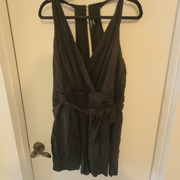 Fashion Nova Romper - Picture 3 of 4